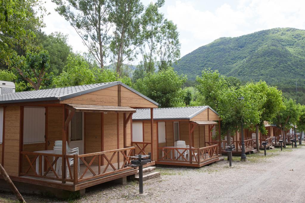 Camping L'Espelt Ла-Побла-да-Лільєт Номер фото